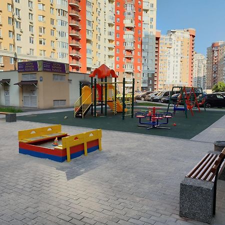 Luxapartment Kiev Exterior foto